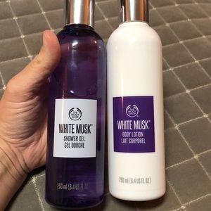 The Body Shop White Musk shower gel & body lotion